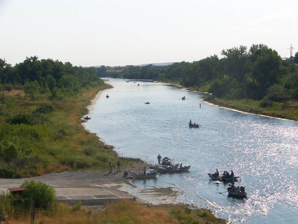 Anglers on the Bighorn